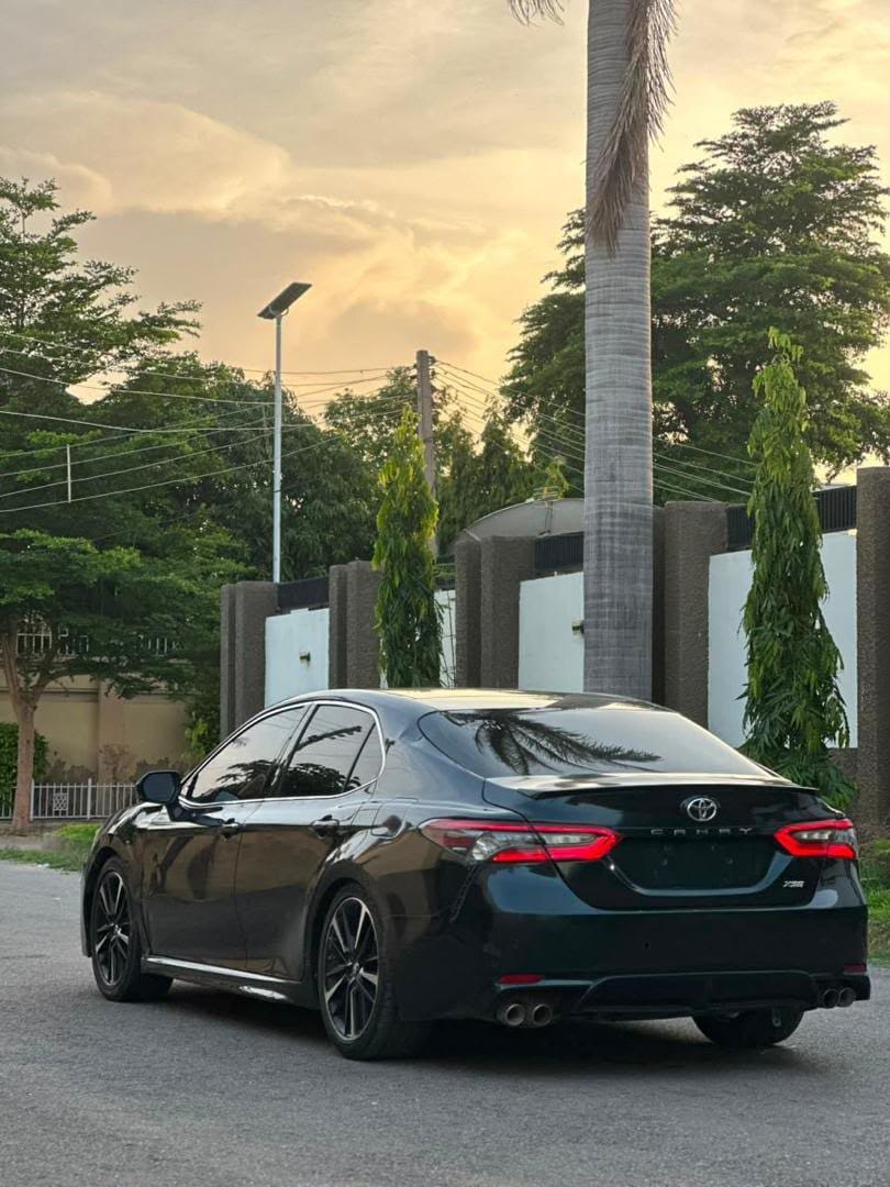 
								Foreign Used Toyota Camry 2019 XSE Untampered Engine AC Chilling Standard with 2026 duty   25M NET ABUJA DEAL full									