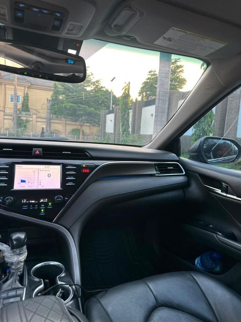 
								Foreign Used Toyota Camry 2019 XSE Untampered Engine AC Chilling Standard with 2026 duty   25M NET ABUJA DEAL full									