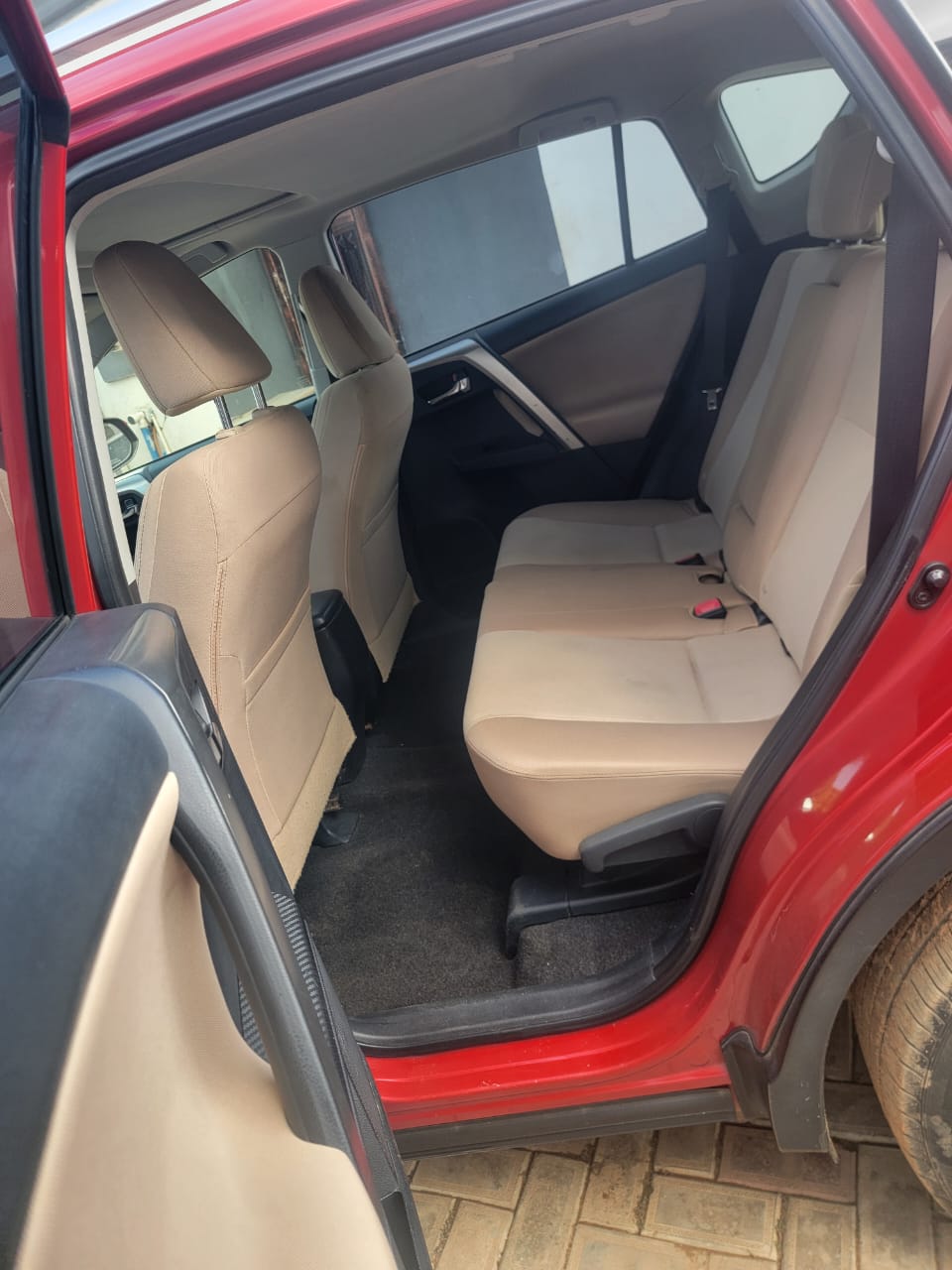 
								Foreign used Toyota RAV4 2015 going for 16.5m Abuja deal full									