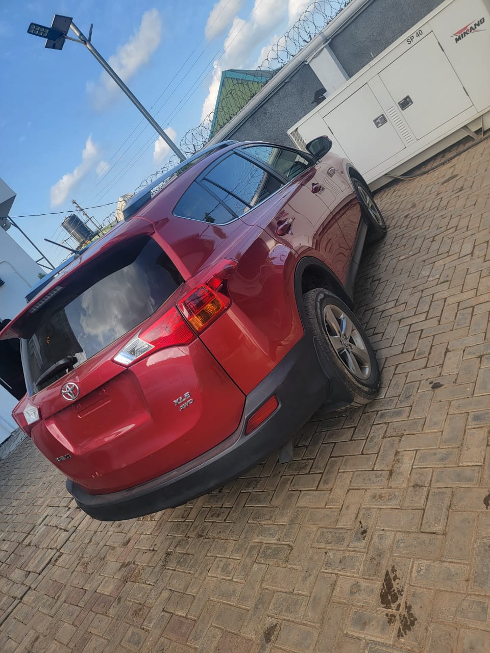 
								Foreign used Toyota RAV4 2015 going for 16.5m Abuja deal full									