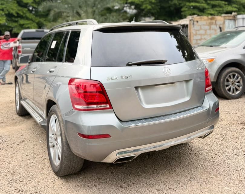 
								NEATLY USED 2014 MERCEDES-BENZ GLK350 NOTHING TO FIX WITH ORIGINAL CUSTOM DUTY FULLY PAID GOING FOR 12.5M ABUJA DEAL full									