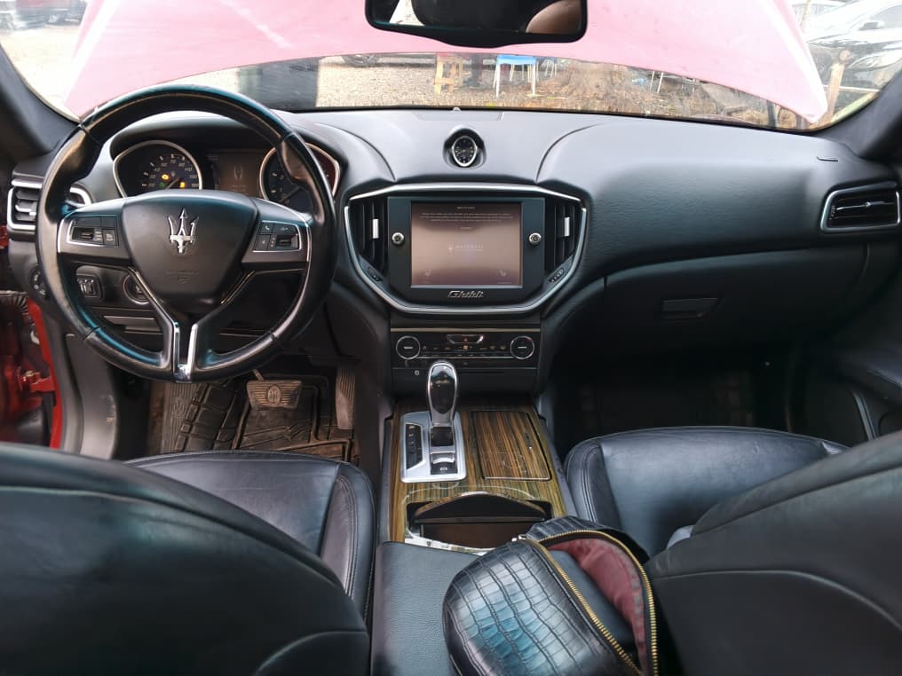 
								Foreign used Maserati Ghibli  2015 model Valid paper  Drive different  45million Ngn full									