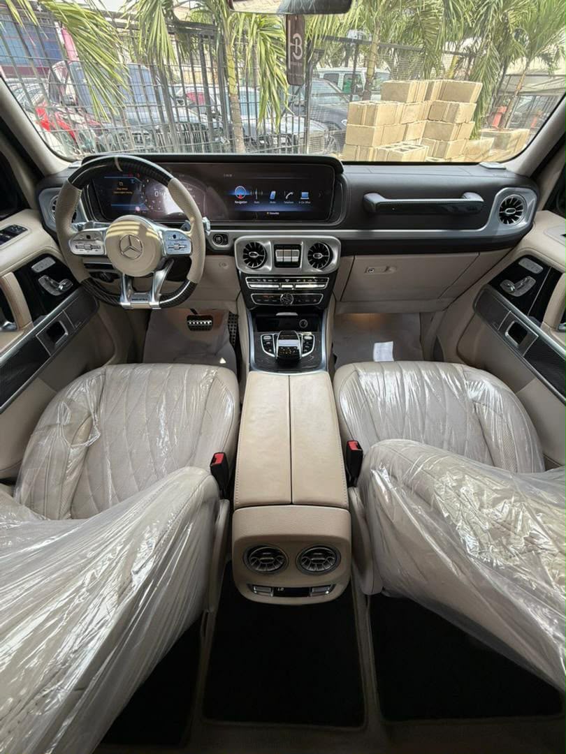 
								SUPER CLEAN FOREIGN USED MERCEDES BENZ GELANDE WAGEN (G63) 2019 🇺🇸  ORIGINAL DUTY 📃  PRICE: 208M 💰  LAGOS ISLAND DEAL📍  NATIONWIDE DELIVERY full									