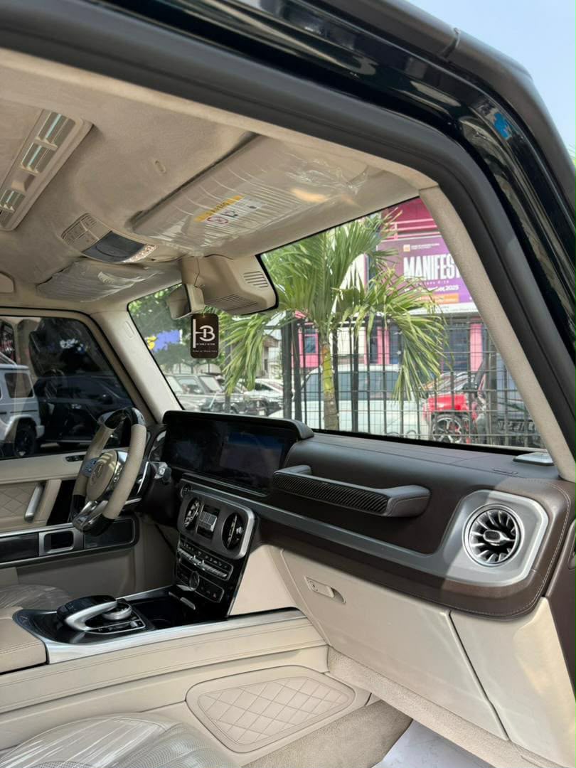 
								SUPER CLEAN FOREIGN USED MERCEDES BENZ GELANDE WAGEN (G63) 2019 🇺🇸  ORIGINAL DUTY 📃  PRICE: 208M 💰  LAGOS ISLAND DEAL📍  NATIONWIDE DELIVERY full									