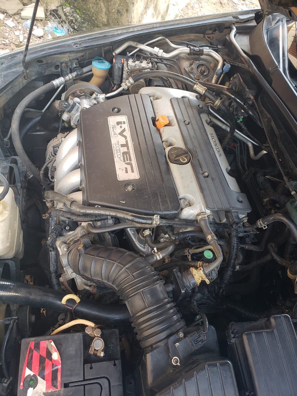 
								Very clean discussion continue is available price 3.5 million car with me full									