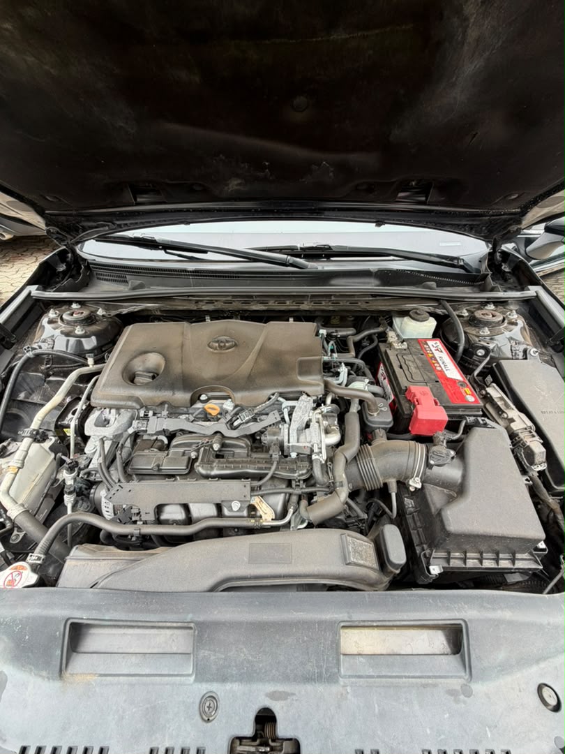 
								FOREIGN USED 2019 TOYOTA CAMRY SPORT AVAILABLE  PRICE: 19.5M full									