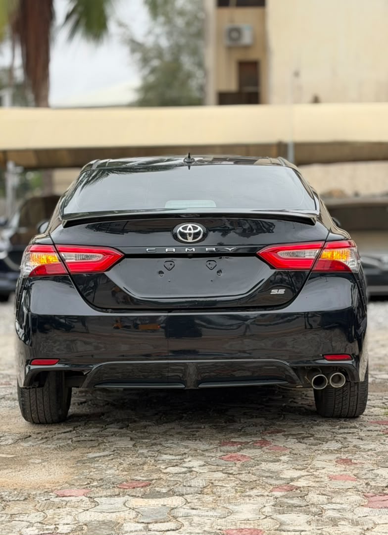 
								FOREIGN USED 2019 TOYOTA CAMRY SPORT AVAILABLE  PRICE: 19.5M full									