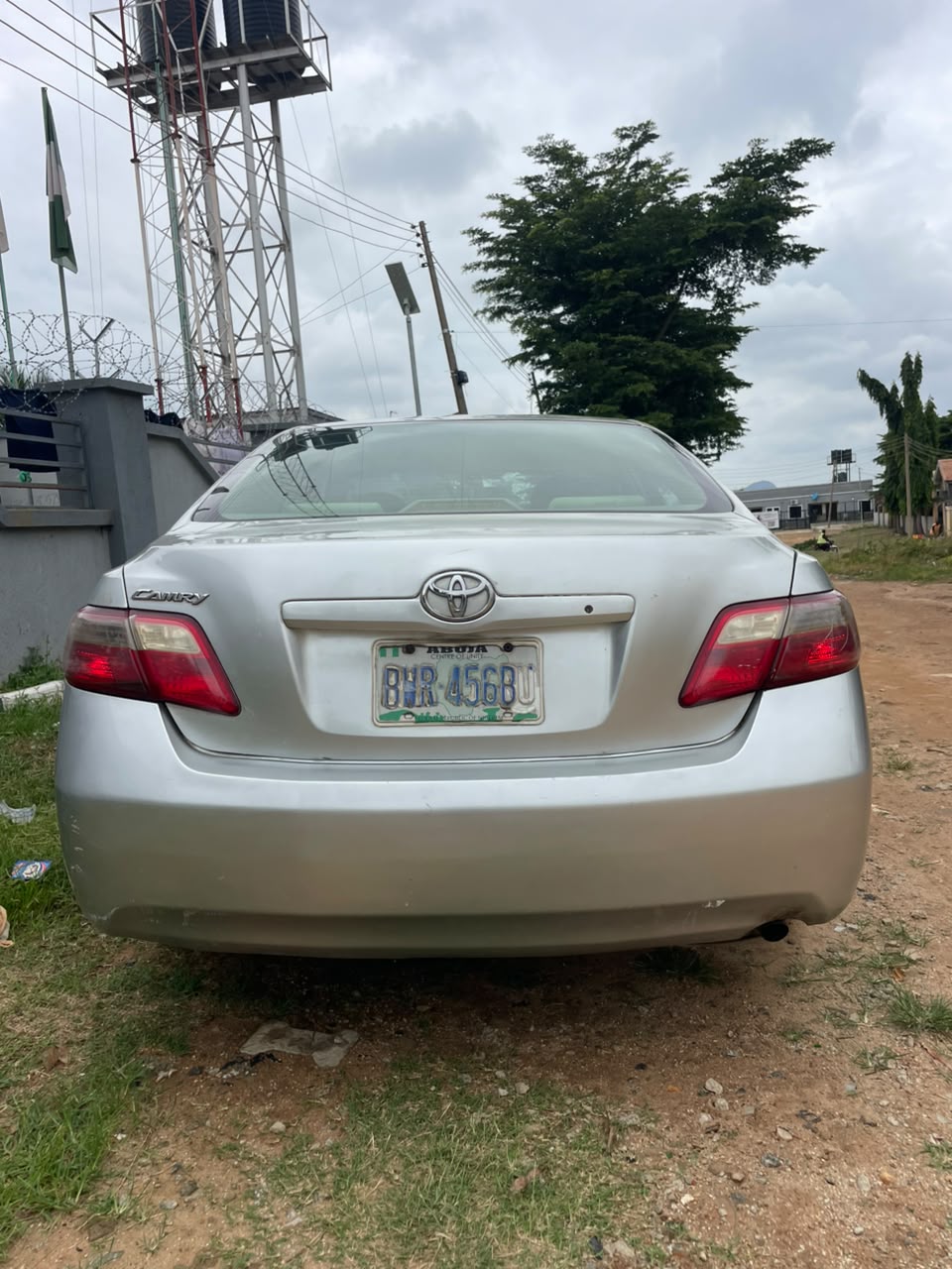 
								Super clean  2007  Camry Le  Untempered engine and gear  Ac 💯  First body  Going for 5.8m full									