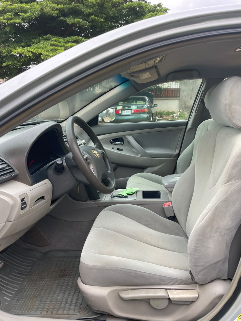 
								Super clean  2007  Camry Le  Untempered engine and gear  Ac 💯  First body  Going for 5.8m full									