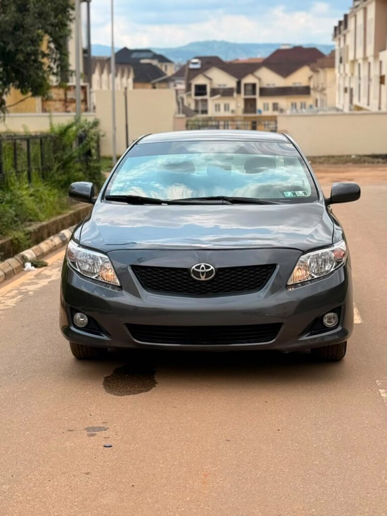 Belgium standard Toyota Corolla LE 2010 buy this instead of going for Belgium for just 7.5M Abuja