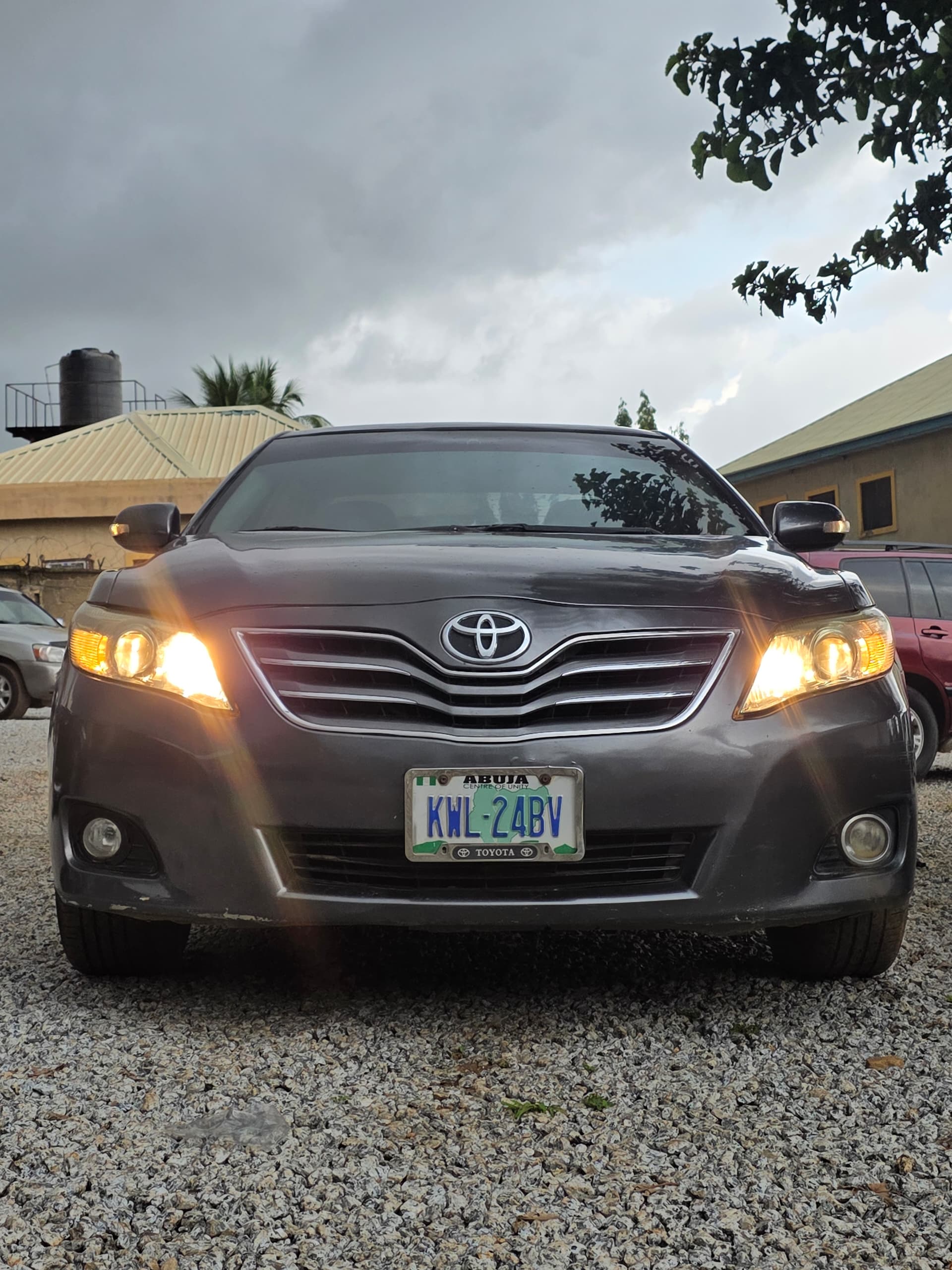 
								Mad Distress alert ⚠️ 📢  100% Belgium grade Camry muscle 2009 XLE FIRSTBODY  Untampered engine and gear AC chilling well Buy and drive absolutely nothing to fix  Accident free  👉6.7m buyer settle 100k Location Abacha road Nyanya Abuja with me directly full									