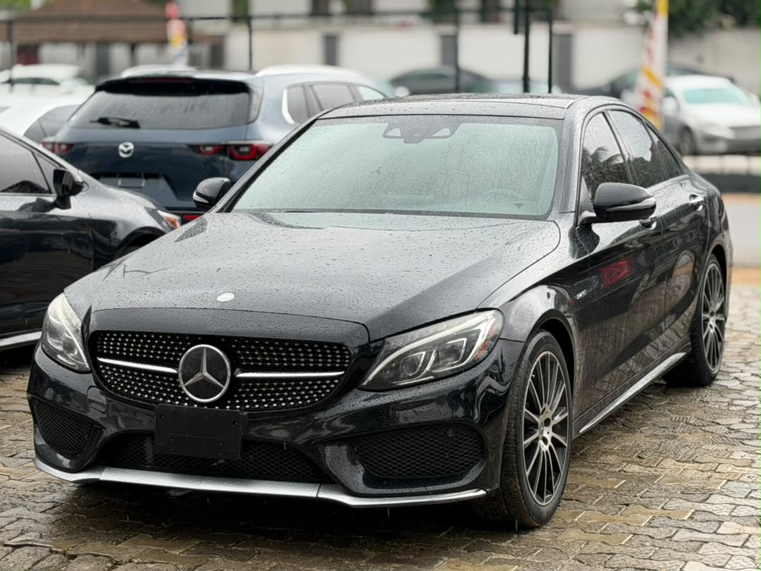 
								QUICK SALE!! FOREIGN USED 2016 MERCEDES C450 WITH ORIGINAL DUTY PRICE: 27M NET full									