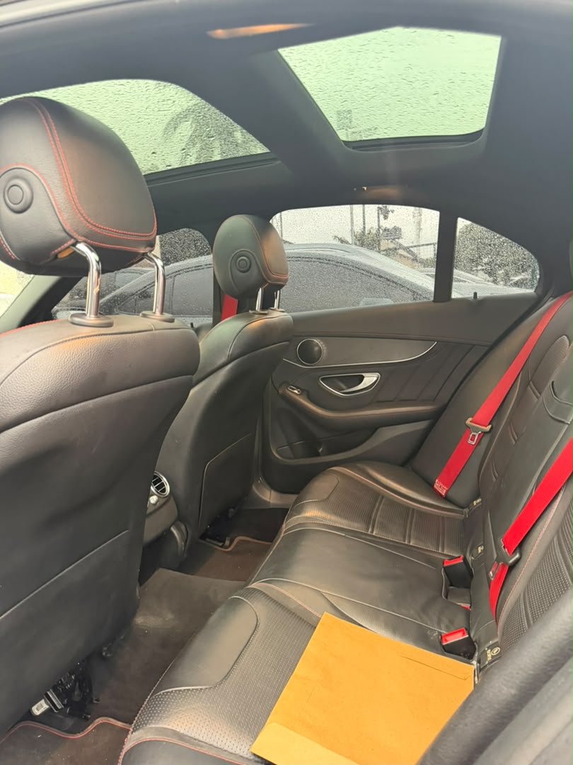 
								QUICK SALE!! FOREIGN USED 2016 MERCEDES C450 WITH ORIGINAL DUTY PRICE: 27M NET full									
