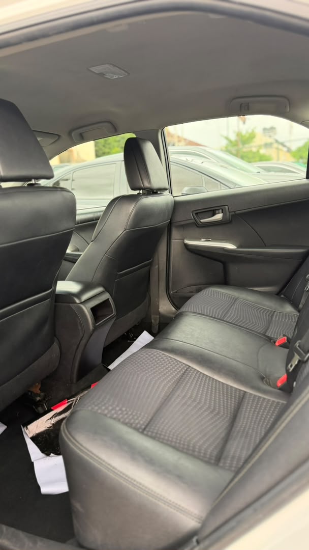 
								CLEAN FOREIGN USED 2014 CAMRY SPORT  PRICE: 13.5M full									