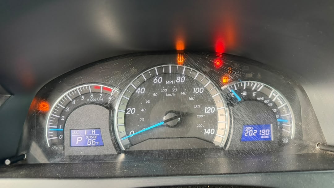 
								CLEAN FOREIGN USED 2014 CAMRY SPORT  PRICE: 13.5M full									