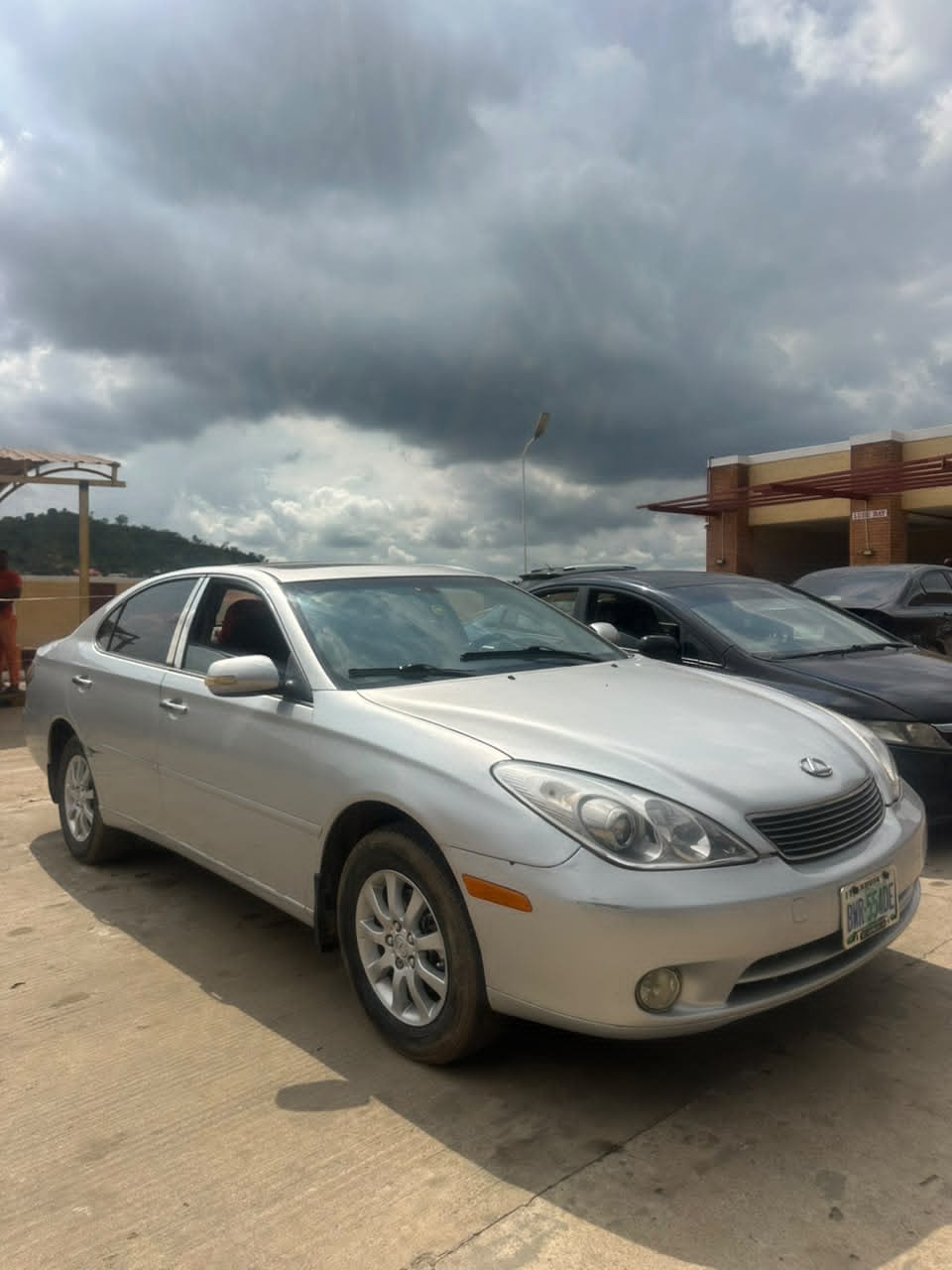
								clean used Firstbody 2003 Es300 Lexus with untampered engine & gear & ac for N4.5m, pls add sambo full									