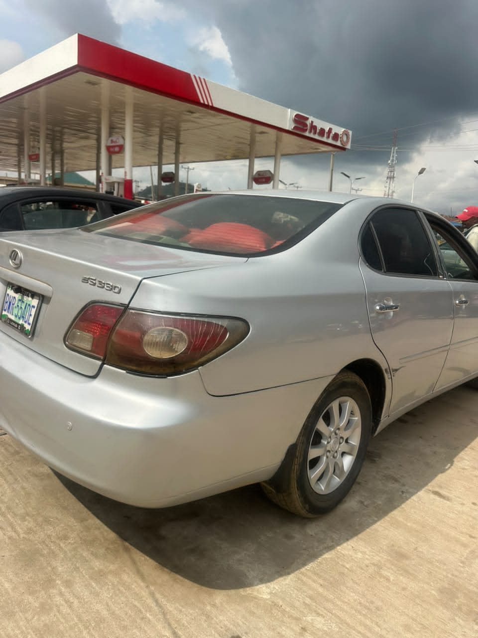 
								clean used Firstbody 2003 Es300 Lexus with untampered engine & gear & ac for N4.5m, pls add sambo full									