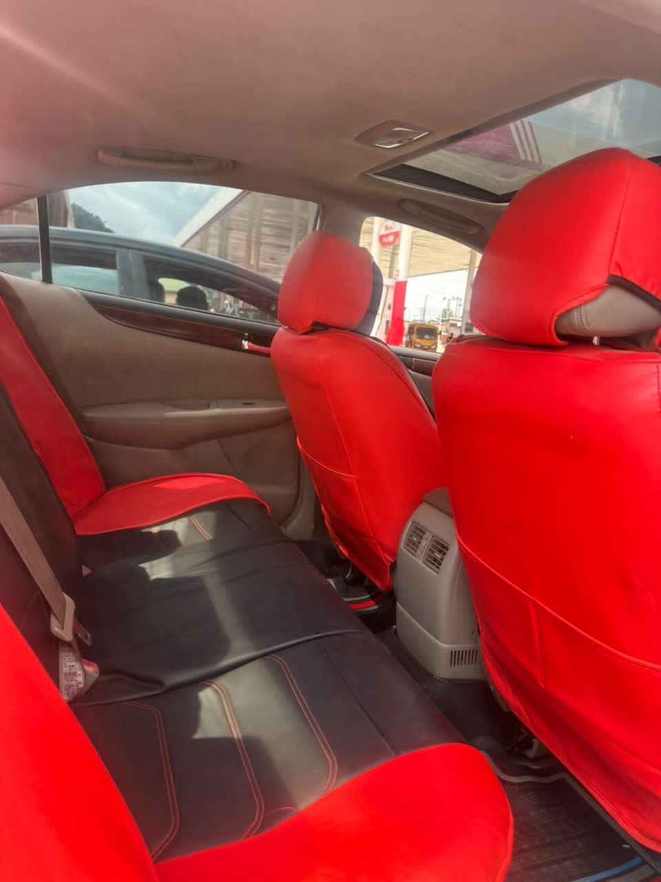 
								clean used Firstbody 2003 Es300 Lexus with untampered engine & gear & ac for N4.5m, pls add sambo full									