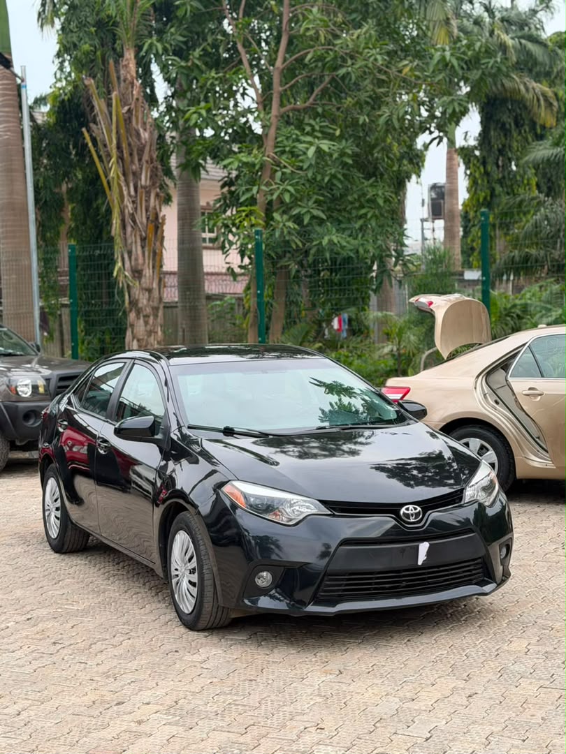 
								Foreign used 2017 Corolla LE in super condition ‼️key entry ‼️4plug engine 🏷️14.5m. Abuja! With me full									