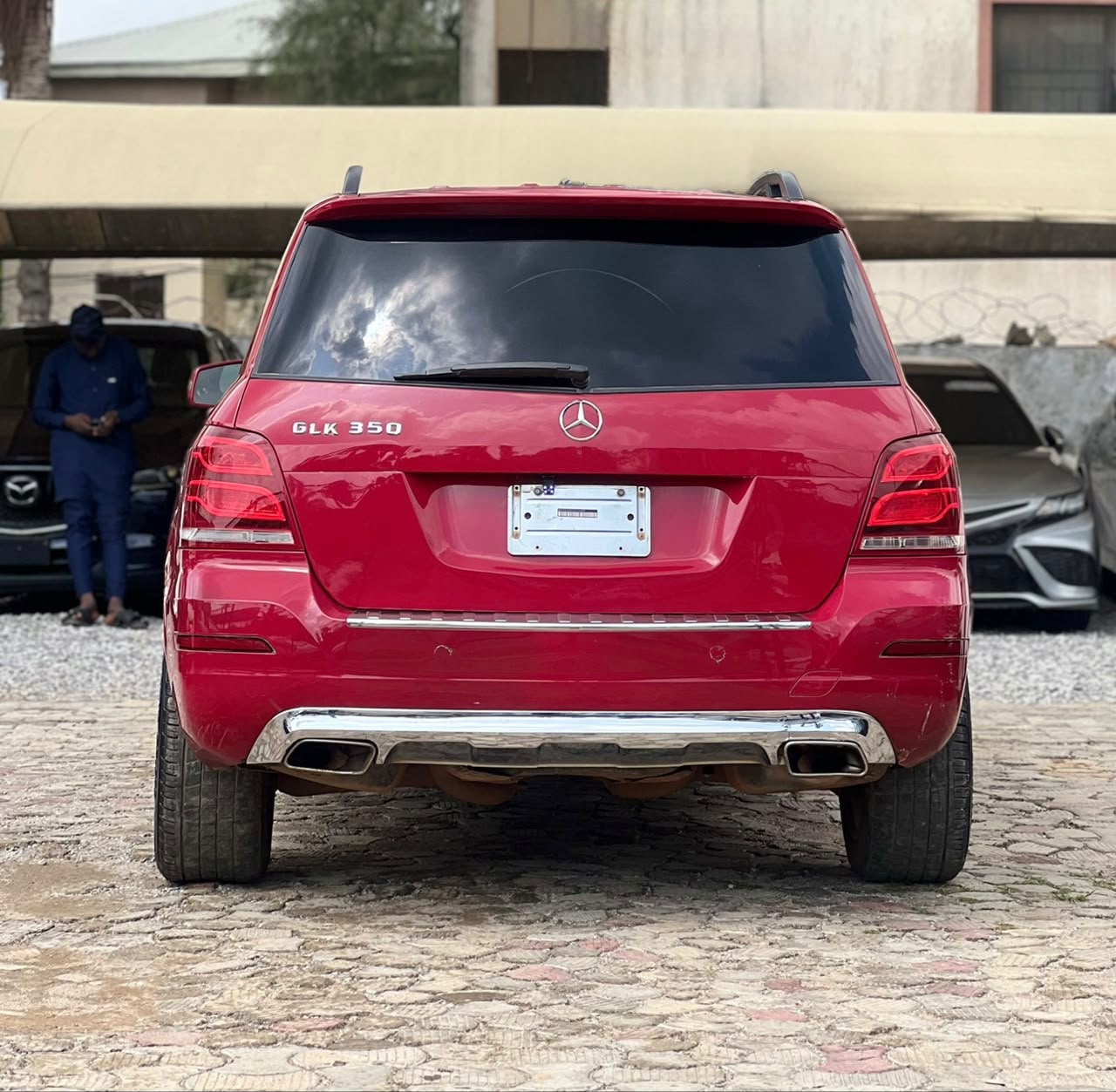 
								BELGIUM GRADE FULL OPTION 2013 MERCEDES GLK  PRICE: 13M full									