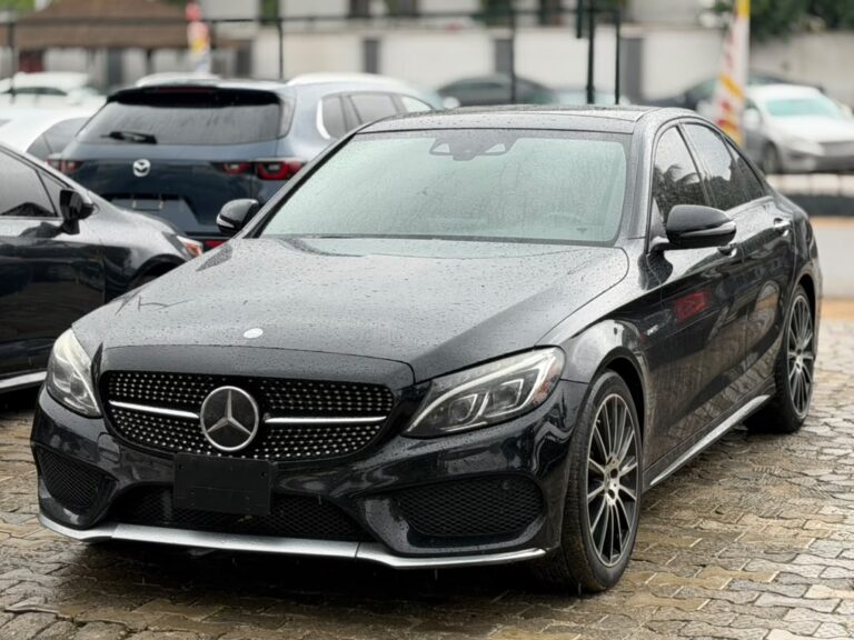 QUICK SALE!! FOREIGN USED 2016 MERCEDES C450 WITH ORIGINAL DUTY PRICE: 27M NET