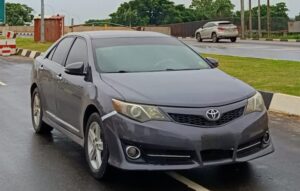 NEATLY USED 2014 TOYOTA CAMRY SE PROPERLY DOCUMENTED GOING FOR 8.5M ABUJA DEAL