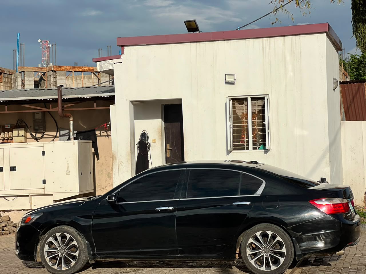 
								Super clean Honda accord 2014-15 model keyless entry double Screen, with everything working perfectly going for 10.9m full									