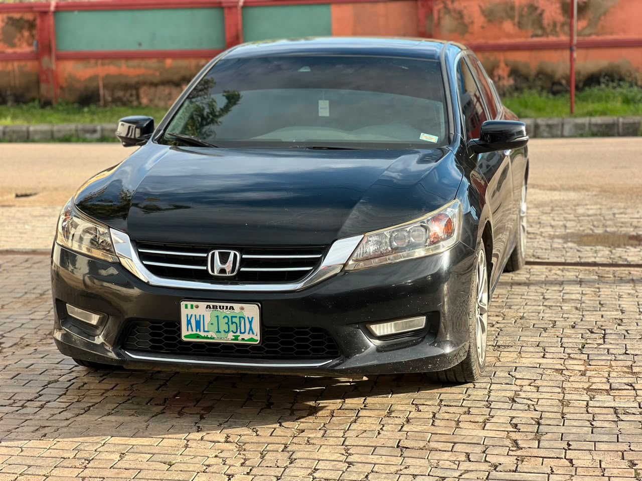 
								Super clean Honda accord 2014-15 model keyless entry double Screen, with everything working perfectly going for 10.9m full									