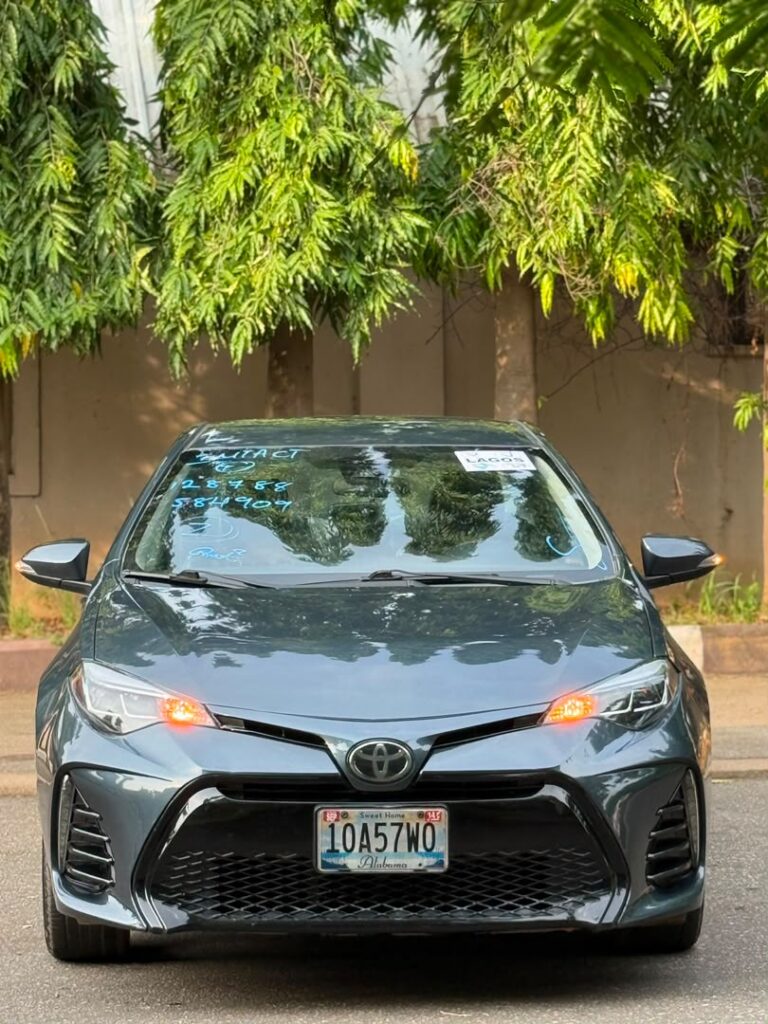 Quike sales ❌❌Direct Belgium 🇧🇪Toyota corolla 2017 model Accident 🆓 with original custom duty going for just 15.7