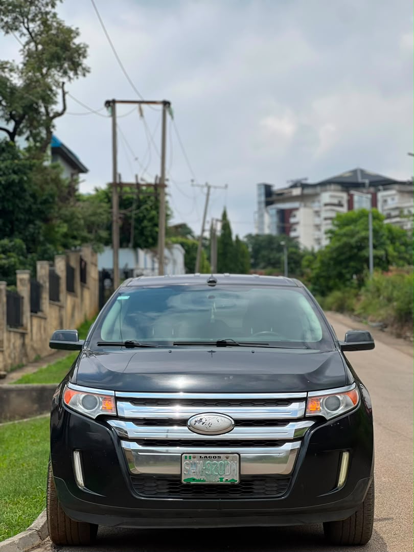 
								Extremely clean used Ford Edge 2014 for just 6.9m Abuja full									