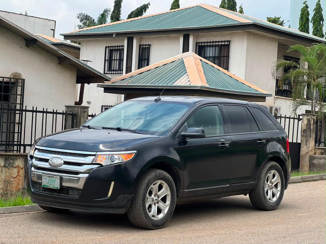 
								Extremely clean used Ford Edge 2014 for just 6.9m Abuja full									