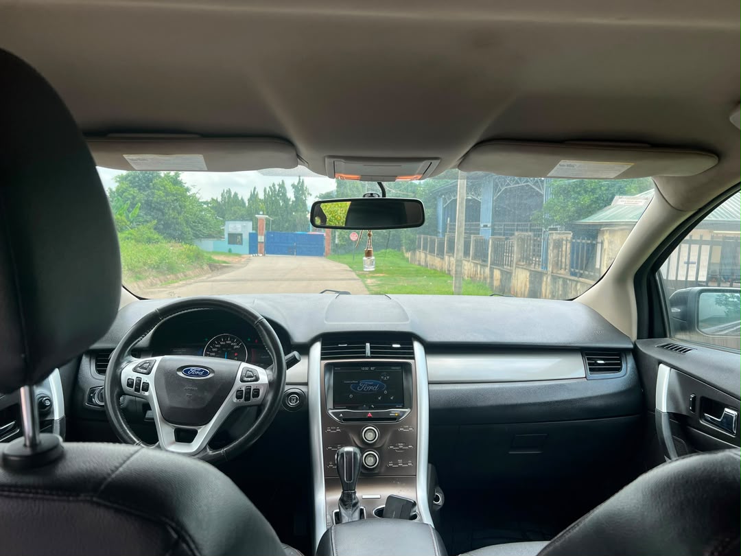 
								Extremely clean used Ford Edge 2014 for just 6.9m Abuja full									