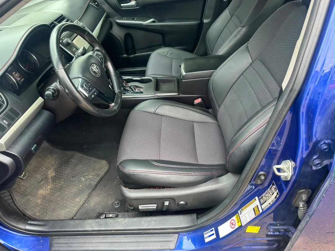 
								Distress Sell Foreign Used Toyota Camry 2016 SE for just 13.9m Abuja full									