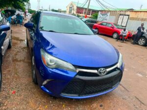 Distress Sell Foreign Used Toyota Camry 2016 SE for just 13.9m Abuja