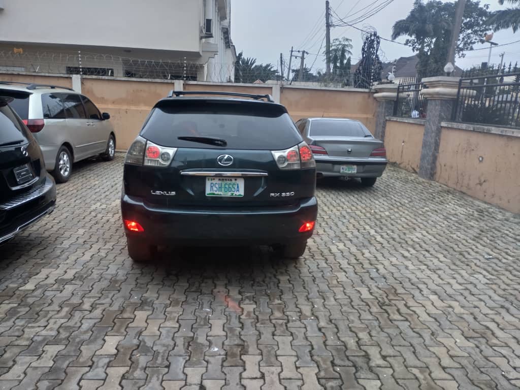 
								EXTREMELY  SUPER CLEAN  2007 LEXUS RX-350  With Sound Untampered engine,  everything Stew  Location:  Abuja    Price  ₦ 7.5 million. full									
