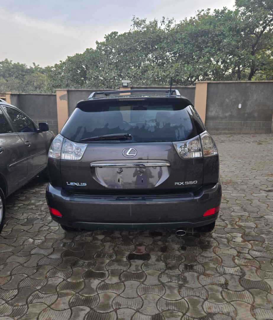 
								Quick Sale ‼️   ✨ Extremely Clean Foreign Used 2008/09 Lexus RX 340 with Original Custom Duty  Price 11.8m Location 📍 Abuja deal 🤝 Gaduwa @ owner house 🏡  Hurry before you hear sold full									