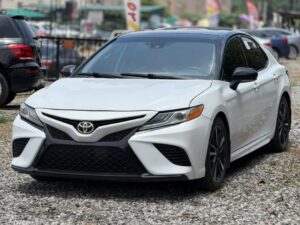 CLEAN FOREIGN USED 2019 TOYOTA CAMRY XSE, WIRELESS CHARGER, APPLE CAR PLAY, NEW ENTRY  PRICE: 26M