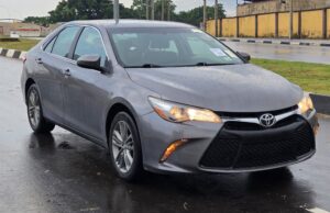 FOREIGN USED 2016 TOYOTA CAMRY SE WITH ORIGINAL CUSTOM DUTY GOING FOR 14.3M ABUJA DEAL