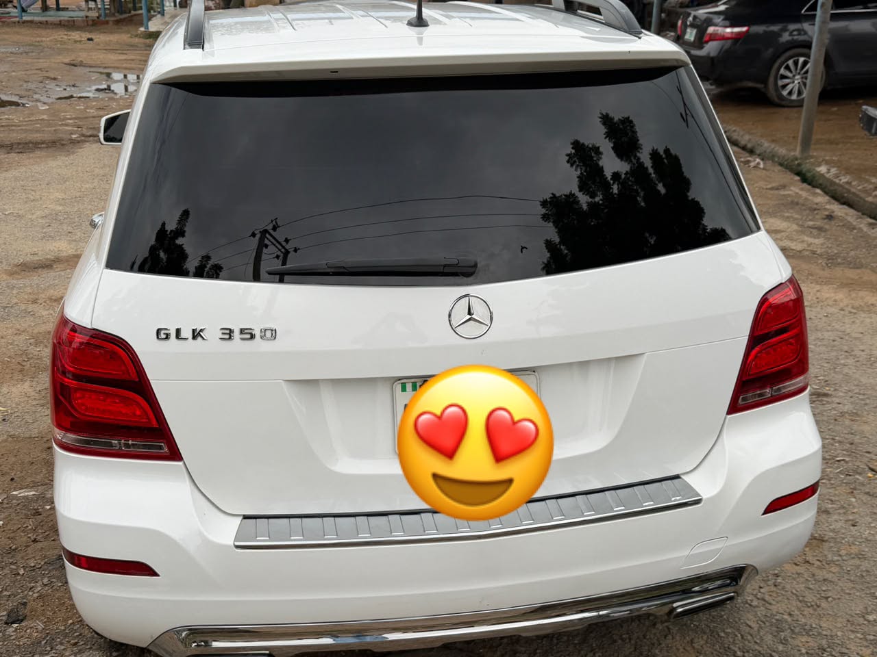 
								Giveaway Deal‼️‼️‼️ (Accident Free) Carefully Used (3months Registered) 2014 Mbenz Glk 350 car is first body (Nothing To Fix) Black Engine Fullest Option (Power Booth & Double Pano) with duty going for just 13.7m with sambo Lugbe Abuja📍 ZERO CHAIN DEAL full									