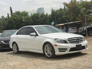 Distress Sell foreign Used Mercedes Benz C300 2013 for just 11.5m Abuja