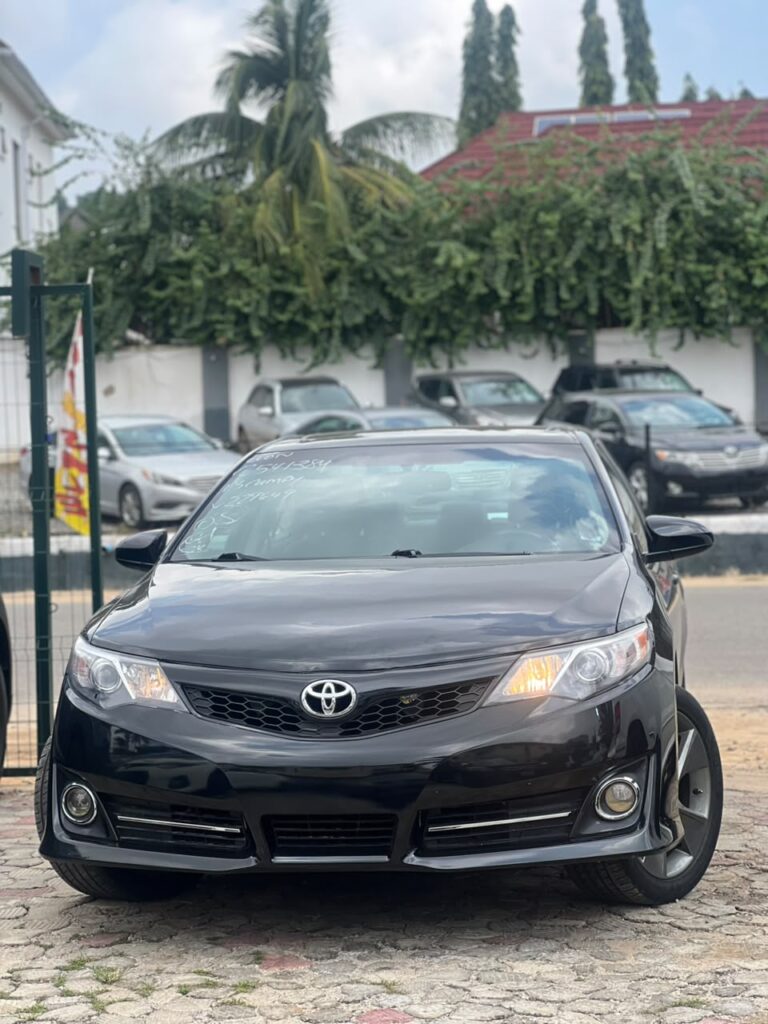 DIRECT BELGIUM 2013 TOYOTA CAMRY SE SPORT EDITION with Sunroof, Push to start, 4cylinder engine. 📍 Location: Abuja 💰 Price: ₦14,500,000