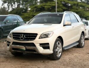 NEATLY USED 2015 MERCEDES-BENZ ML400 IN EXCELLENT CONDITION WITH PROPER DOCUMENTATION UNTAMPERED SYSTEM GOING FOR 14.8M ABUJA DEAL