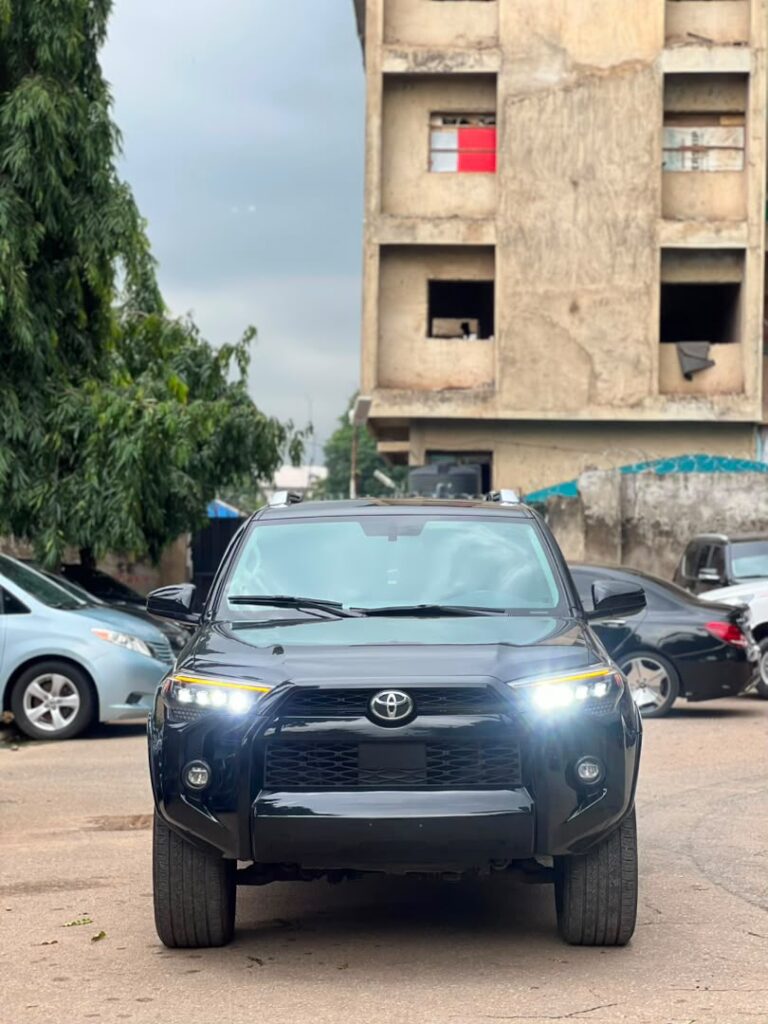FOREIGN USED 2016 TOYOTA 4RUNNER IN GOOD CONDITION KEYLESS V6 🇺🇸  ORIGINAL DUTY 📃  PRICE: 33M💰  ABUJA DEAL📍  NATIONWIDE DELIVERY AFTER PROPER INSPECTION AND PAYMENT