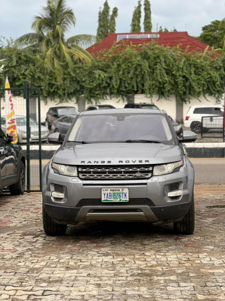2014 unregistered Range Rover  Everything working well Buy and drive nothing, nothing to fix. 📍Abuja 💰8.5M