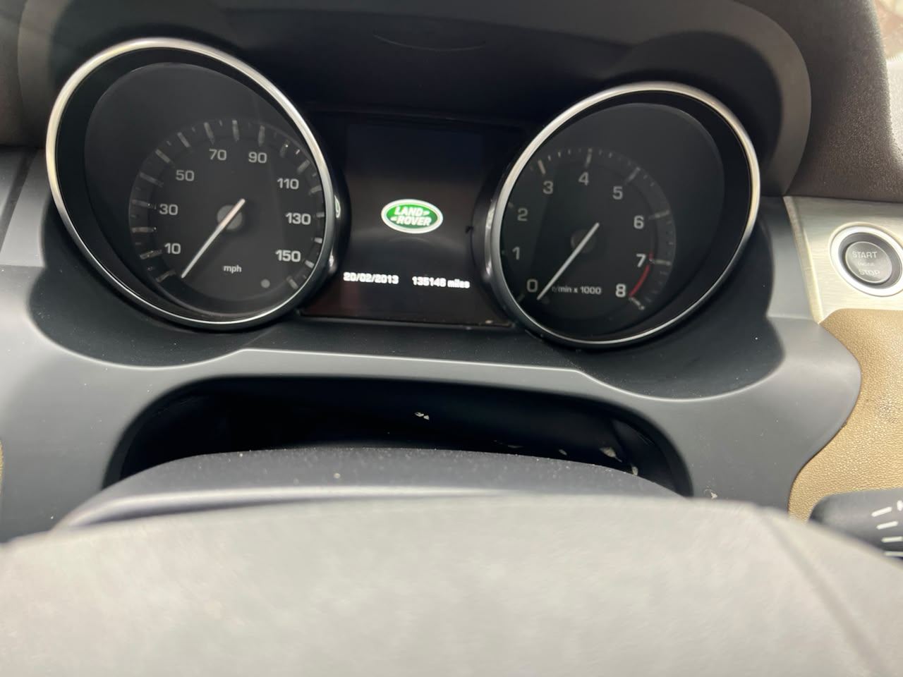 
								2014 unregistered Range Rover  Everything working well Buy and drive nothing, nothing to fix. 📍Abuja 💰8.5M full									