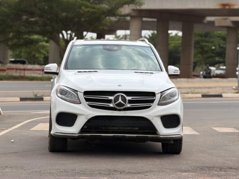 NEATLY USED 2017  MERCEDES-BENZ GLE350 IN PRISTINE CONDITION WITH PROPER DOCUMENTATION UNTAMPERED SYSTEM 360 CAMERA GOING FOR 23.5M ABUJA DEAL