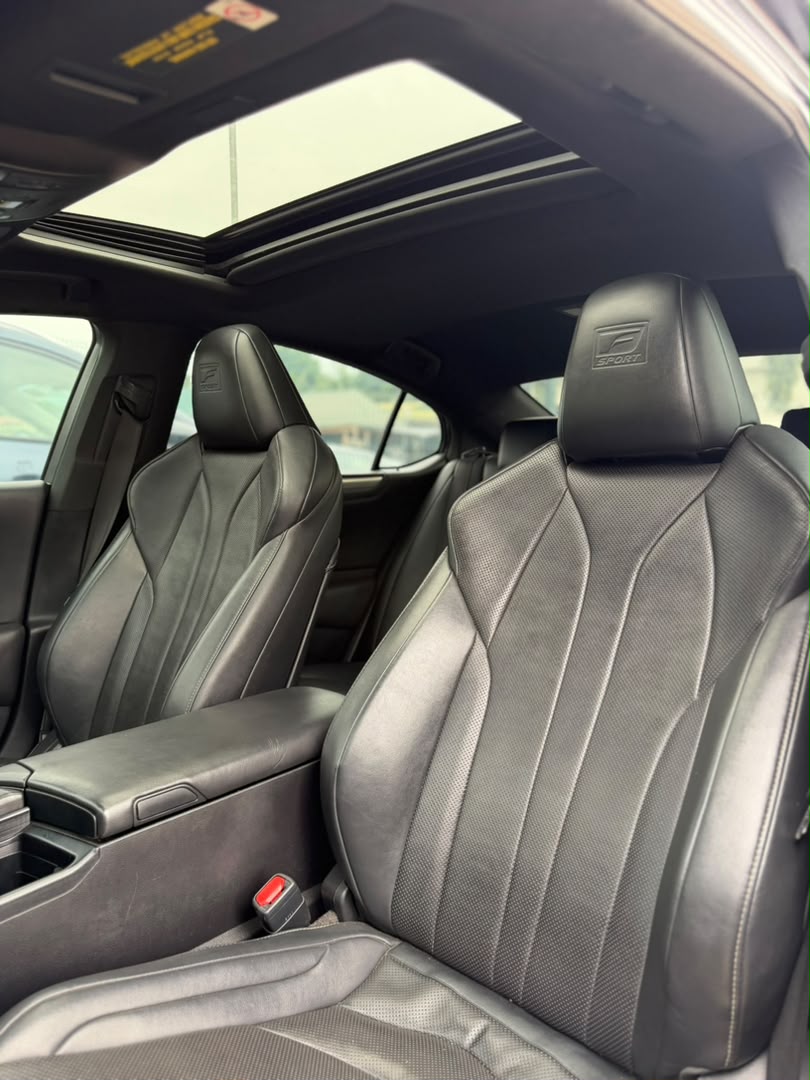 
								BELGIUM STANDARD 2019 LEXUS ES350 FSPORT, DECEMBER 2025 DUTY PRICE: 33M full									