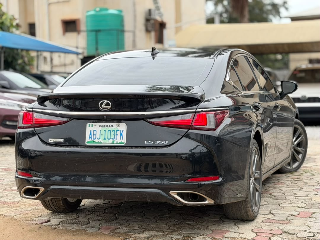 
								BELGIUM STANDARD 2019 LEXUS ES350 FSPORT, DECEMBER 2025 DUTY PRICE: 33M full									