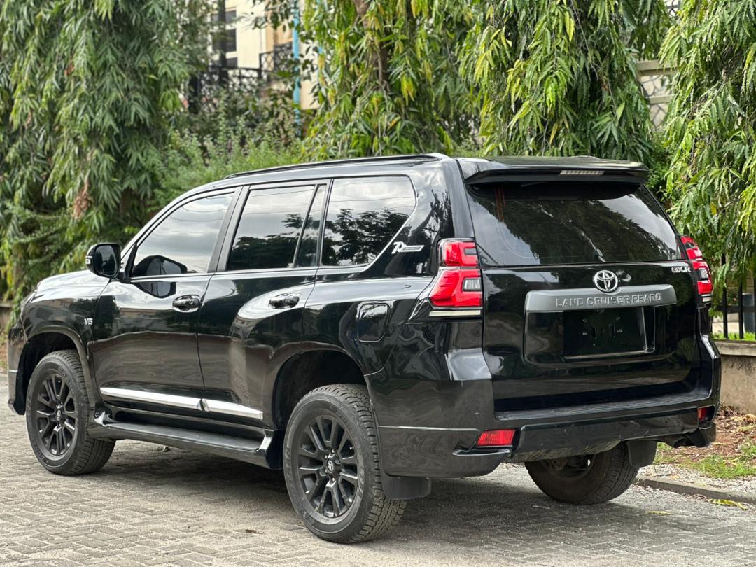 
								New Arrival‼️  ✨ Extremely Clean Foreign Used 2023 Toyota Landcruiser Prado With Original Custom Duty  Price 74m Location 📍 Abuja deal 🤝 Games village, car with me. full									