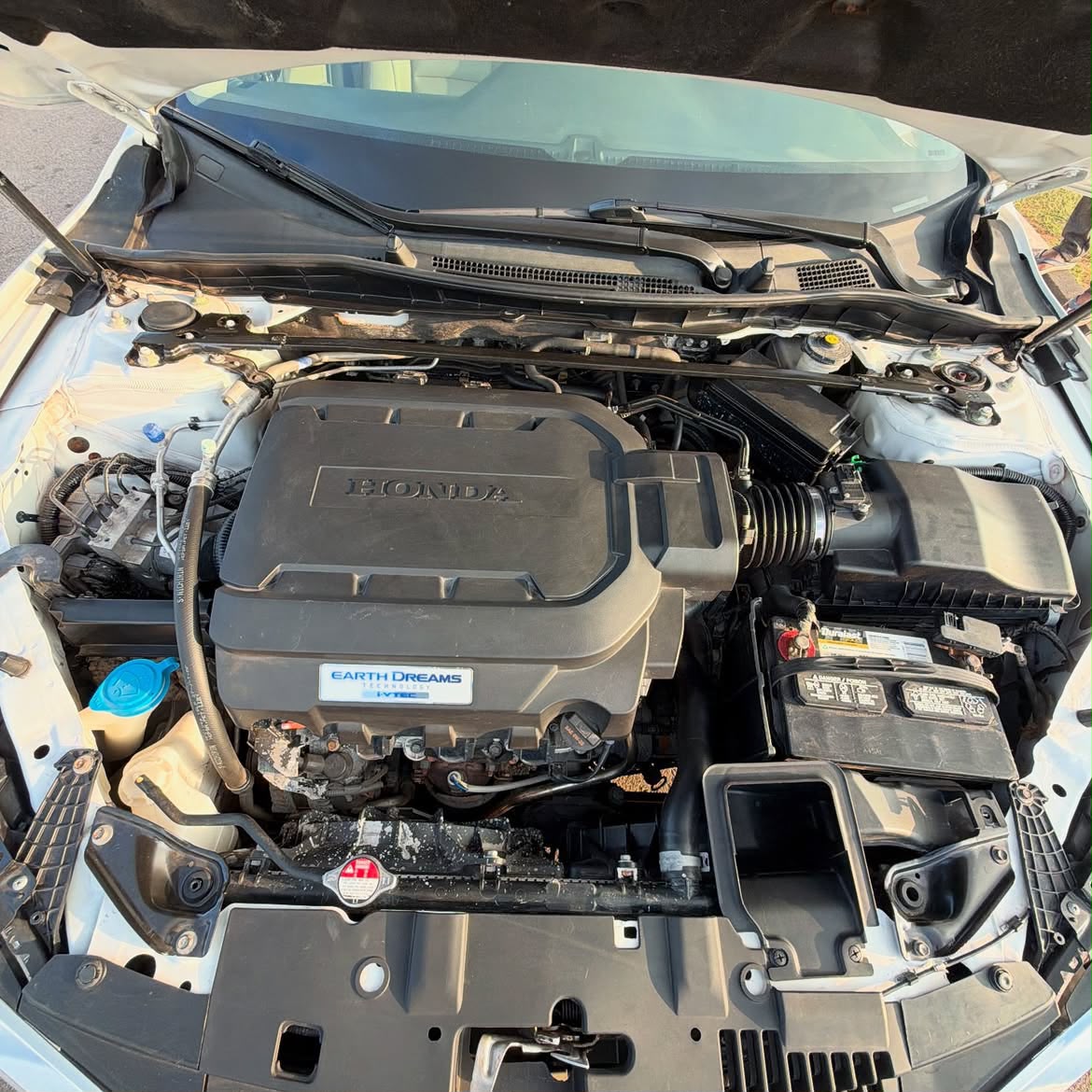 
								HONDA ACCORD TOURING V6 ◐➖➖➖➖➖➖➖➖➖➖➖◐ ✨Fullest Option✨ ◐ Model: 2017 ◐ Duty: Fully Paid ◐ Status: Foreign Used   🏷️17.5M NET 📍ABUJA DEAL full									